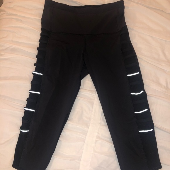 Lululemon Reflective Crop Leggings - Picture 2 of 3